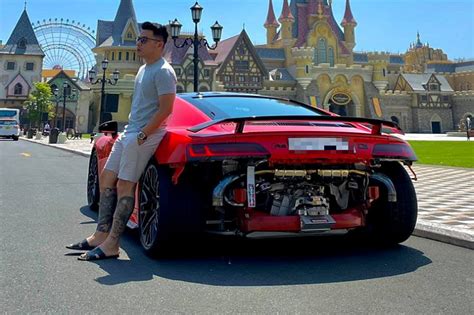 Dàn siêu xe hàng chục tỷ từng xuất hiện cùng hot boy bị người yêu cũ kiện đòi trả gần 44 tỷ đồng
