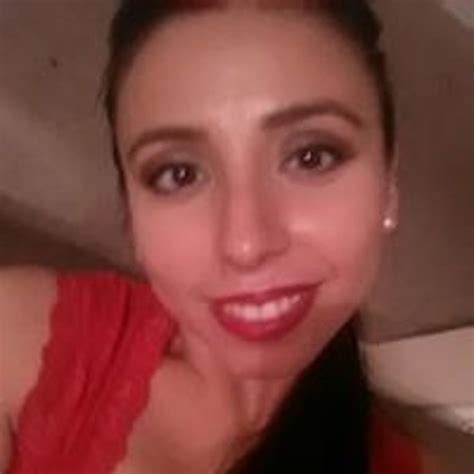 Stream Cynthia Mendez Music Listen To Songs Albums Playlists For