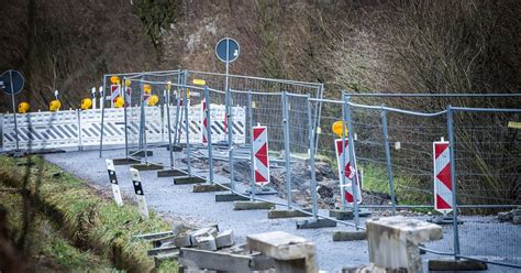 Bielefelder Straße bricht metertief ein Experten finden jetzt den