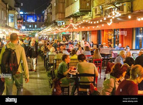 Nightlife in the city centre, Tbilisi, Georgia Stock Photo - Alamy