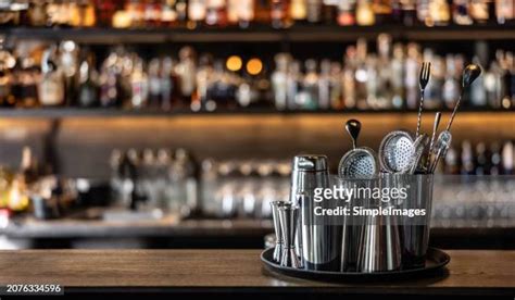 301 Classic Bar Counter Stock Photos High Res Pictures And Images