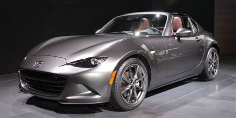 Premiado El Mazda Mx 5 Como El Carro Del Año Y El Mejor Diseño