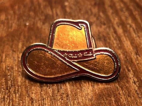 Western Cowboy Hat Lapel Pin Tie Tack Copper Color With Red Trimkb