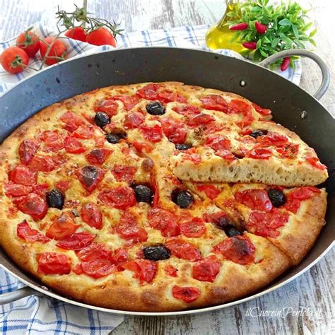 Focaccia Pugliese Alta E Soffice Ricetta Originale Per Impasto E Cottura