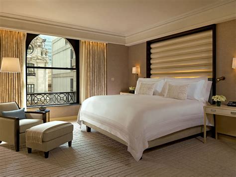 17 Best Hotels With a View in NYC for 2024 | Best Places to Stay in NYC