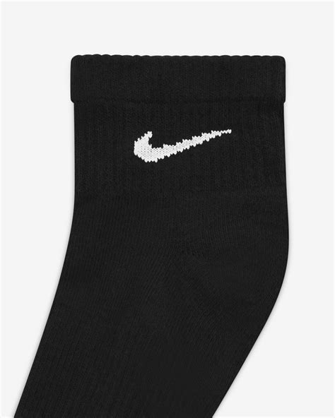 Nike Everyday Plus Cushioned Training Ankle Socks 3 Pairs Nike Sk