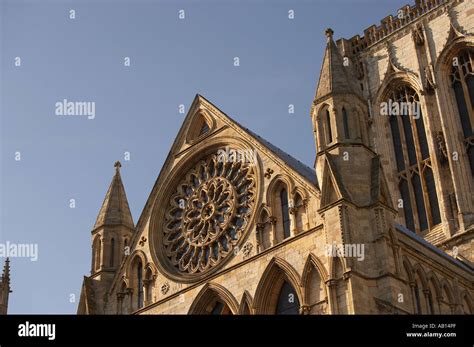 Rose Window York Minster Yorkshire England Stock Photo Alamy