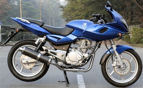 Bikes Pics n Wallpapers: Bajaj Pulsar 220