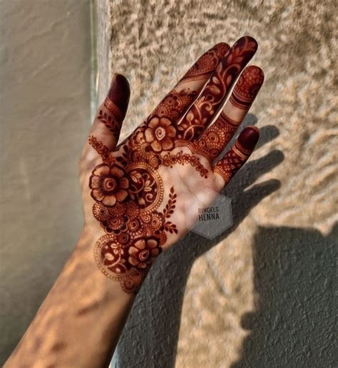 Pin By Hiba On Aesthetic Desi Basic Mehndi Designs Pretty Henna Designs