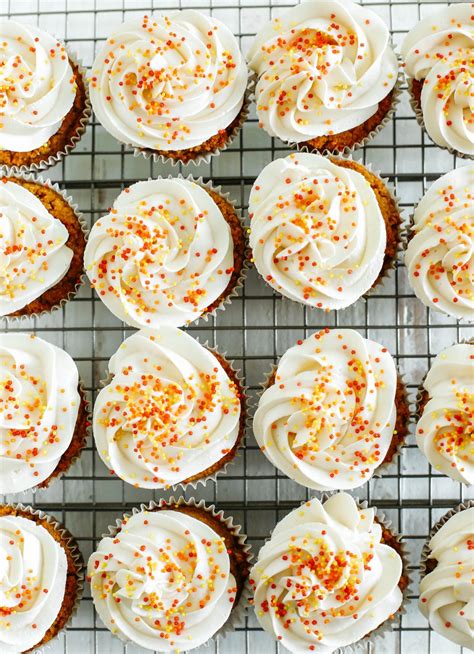 Pumpkin Spiced Cupcakes With Maple Cream Cheese Frosting Eat Yourself