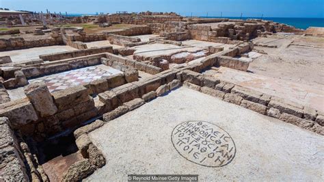 Treasure Of 2000 1000 Year Old Gold Coins Under The Sea Of Israel News