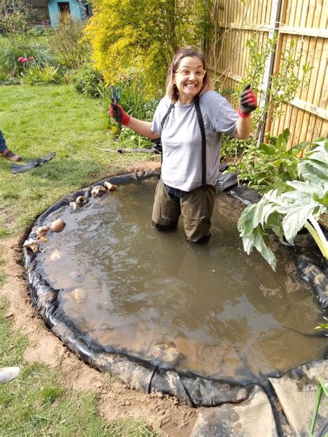 How To Build A Wildlife Pond Part 2 The Small Gardener Ponds For