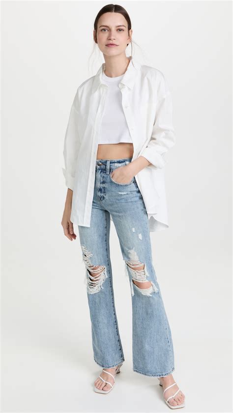 The Best Flare Jeans Outfit Ideas Youll Obsess Over