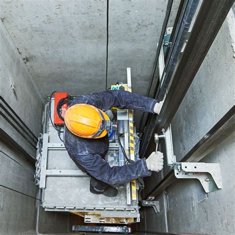 Escalator Maintenance Services In East New Delhi Id