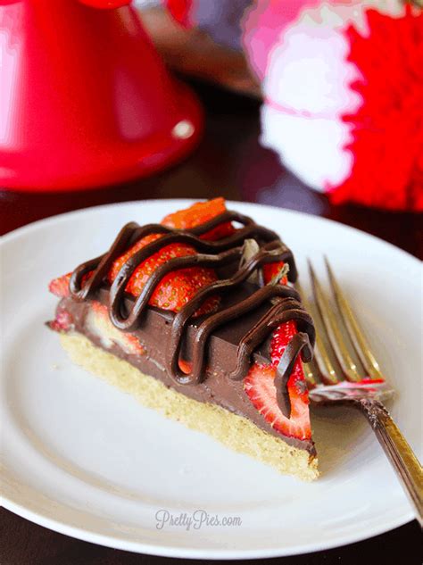 Chocolate Covered Strawberry Pie Vegan And Paleo Pretty Pies