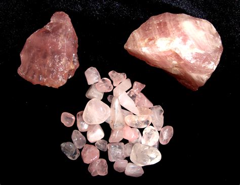 Le Pouvoir Des Cristaux Le Quartz Rose La Pierre De LAmour