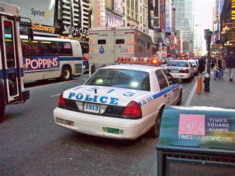 Pin By Darween Dragon On Police Car Police Cars New York Police Us