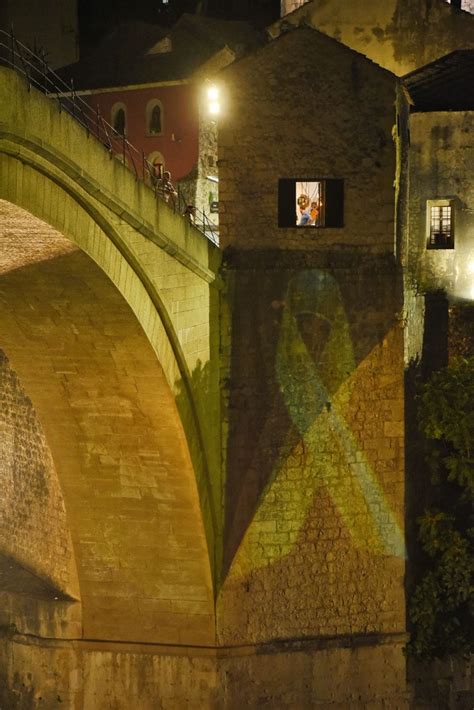 AL i Stari most u boji zlata za podršku djeci oboljeloj od raka