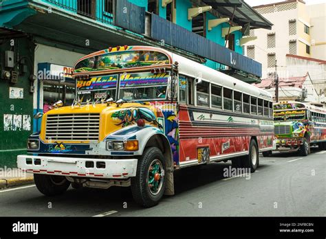 Los Diablos Rojos o Diablos Rojos son una forma común de transporte