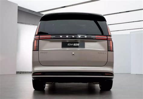 Volvo Em Es La Primera Minivan De La Marca El Ctrica Y Con