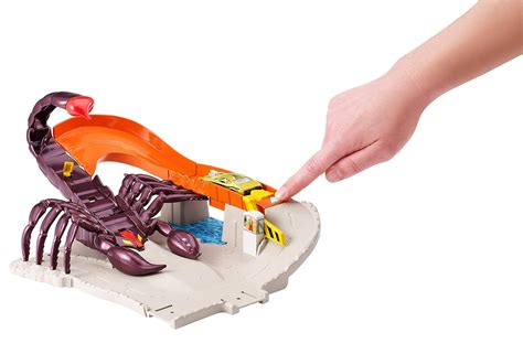 Hot Wheels City Scorpion Takedown Track Set Playset BHP92 BJB69 MATTLE EBay