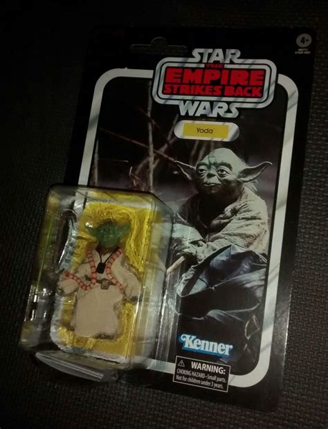 Star Wars The Black Series 40th Anniversary Yoda Collectable Figure