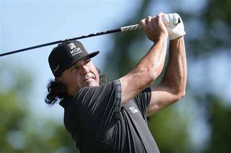 Pat Perez dumps PGA Tour for LIV Golf