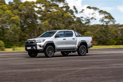 Ford Ranger Wildtrak V V Toyota Hilux Rogue Comparison News G