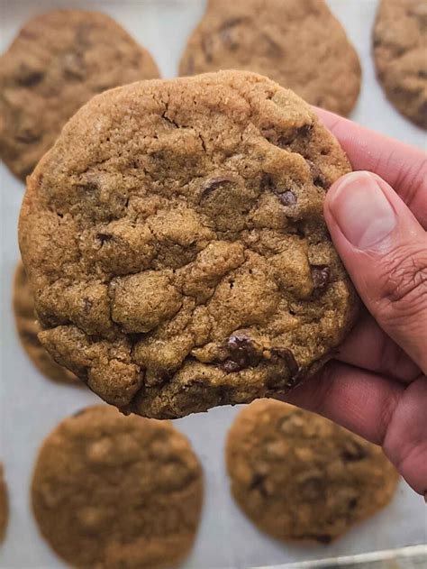 Easy Copycat Mrs Fields Chocolate Chip Cookies Recipe