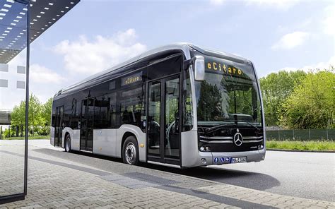 Mercedes Benz ECitaro 2020 Exterior Front View Electric Bus New