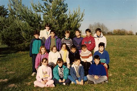 Photo De Classe CM2 89 90 De 1989 ECOLE PRIMAIRE Copains D Avant