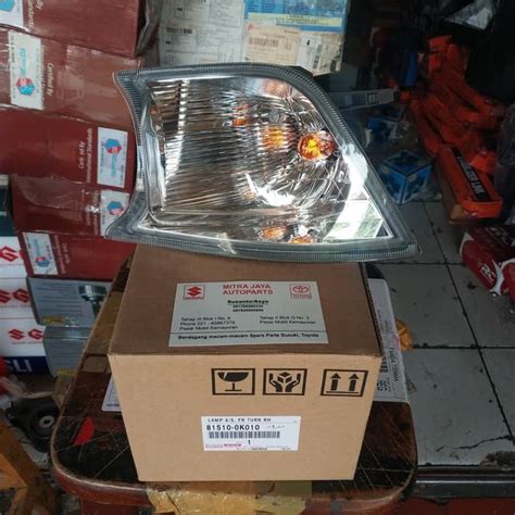 Lampu Sen Sein Bumper Bemper Depan Innova Inova Reborn ORIGINAL