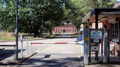 Land reaktiviert BGS Kaserne Platz für bis zu 600 Geflüchtete in Bad