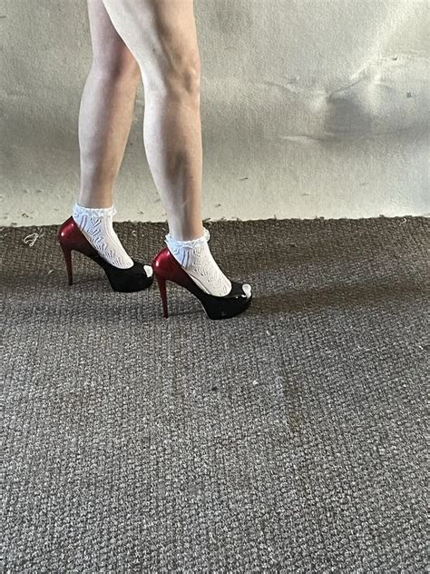 Some Extras I Found Nude Pics XHamster