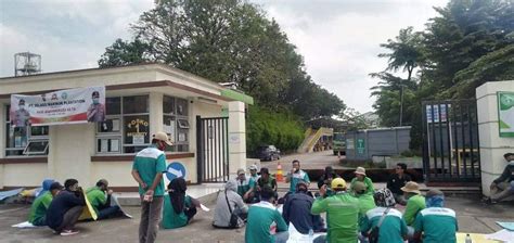 Buruh Pt Selago Makmur Laporkan Dugaan Union Busting Ke Disnaker