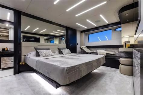 Pershing X Ibiza Alquiler Charterblu Alquiler Barco Ibiza