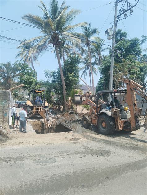 Sustituye La Capama Red Hidrosanitaria En La Costera Miguel Alem N