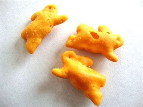Annies Homegrown Cheddar Bunnies Snackeroo