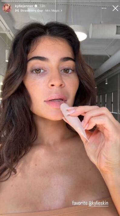 Kylie Jenner Reveals Bare Skin After Breaking Down In Tears At Trolls Attacking Her Looks