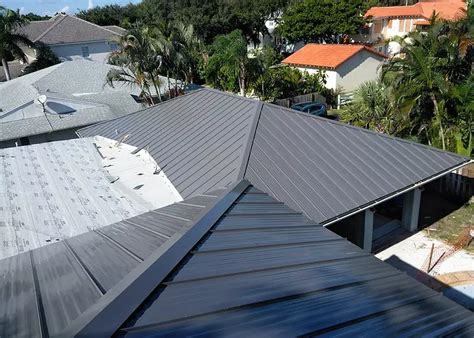 How To Select A Metal Roofing Contractor For Your Home Or Project