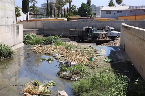 Supervisan Limpieza Del Desarenador Aguaje De La Tuna