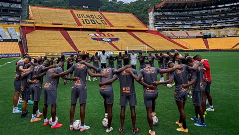 FÚTBOL Barcelona tiene cuatro bajas antes del debut en Copa