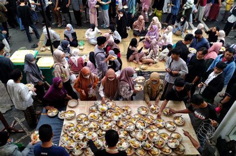 PKS Larangan Bukber Di Kalangan Pejabat Kontra Produktif