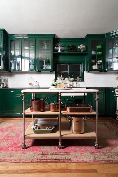 Create A Luxurious And Impressive Home With Emerald Green Interior Design