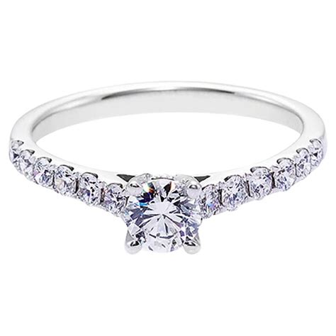 Round Brilliant Cut Diamond Halo Engagement 18k White Gold 120ct Ring