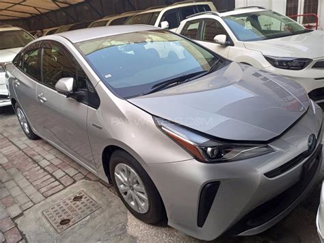 Toyota Prius S 2019 For Sale In Lahore Pakwheels