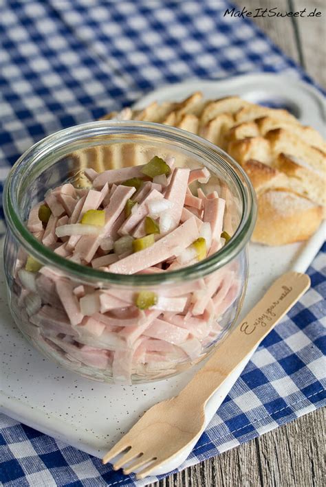 Wurstsalat ohne Käse schnell und einfach