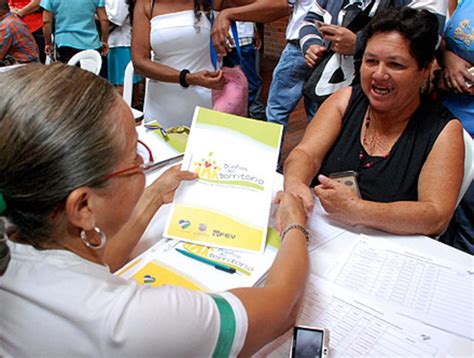 Recicladores Recibieron Subsidio De Vivienda