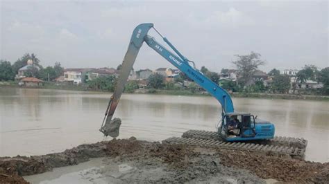 Cegah Banjir Tahunan Pengerukan Waduk Di Jakarta Selatan Terus Dilakukan