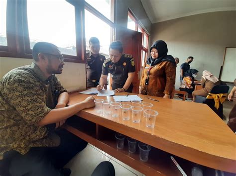 Bnnk Sukabumi Tes Urine Puluhan Pegawai Kejaksaan Radar Sukabumi